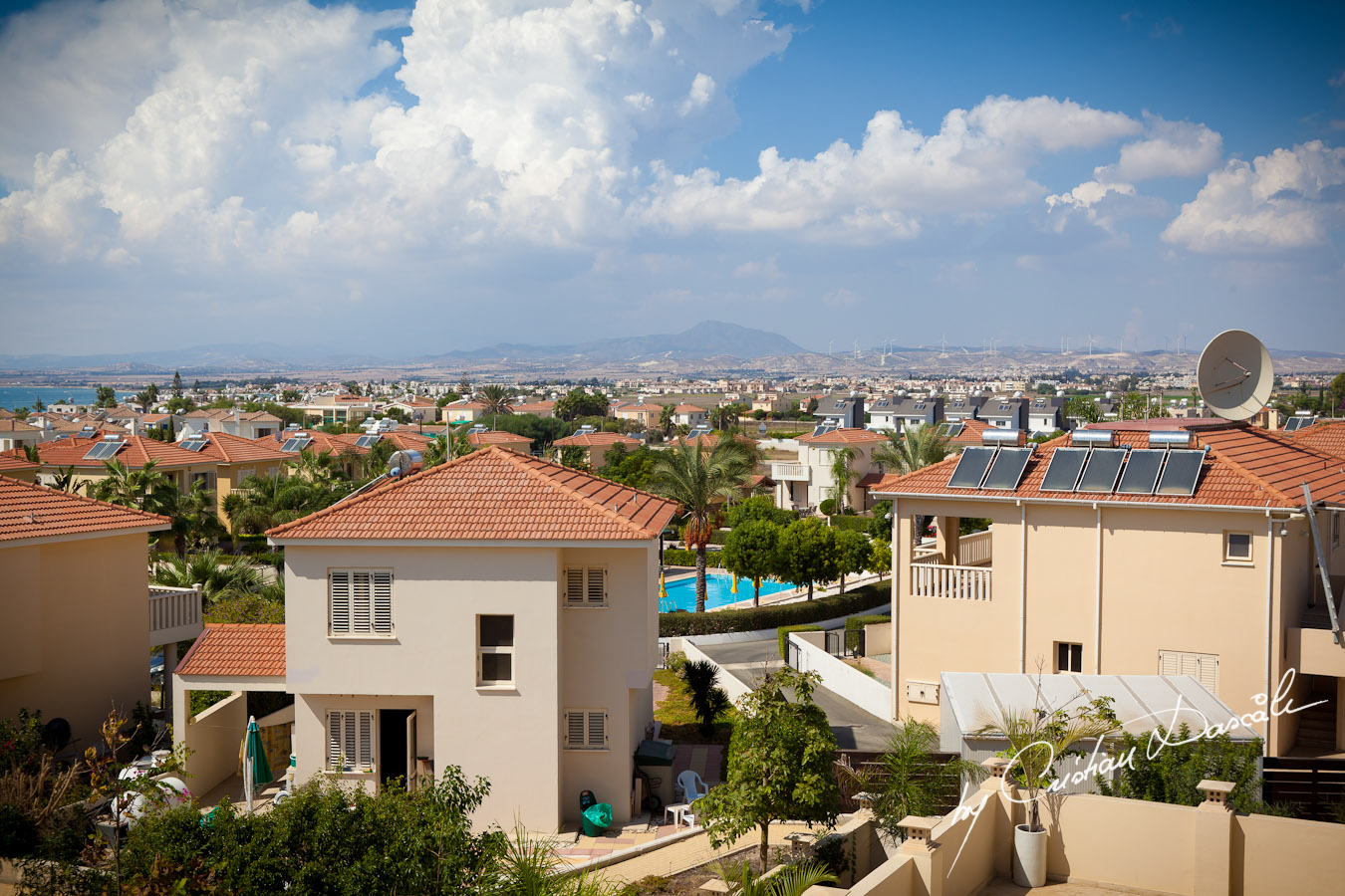 Vlad & Anca - A beautiful Wedding in Larnaka. Professional Photographer: Cristian Dascalu