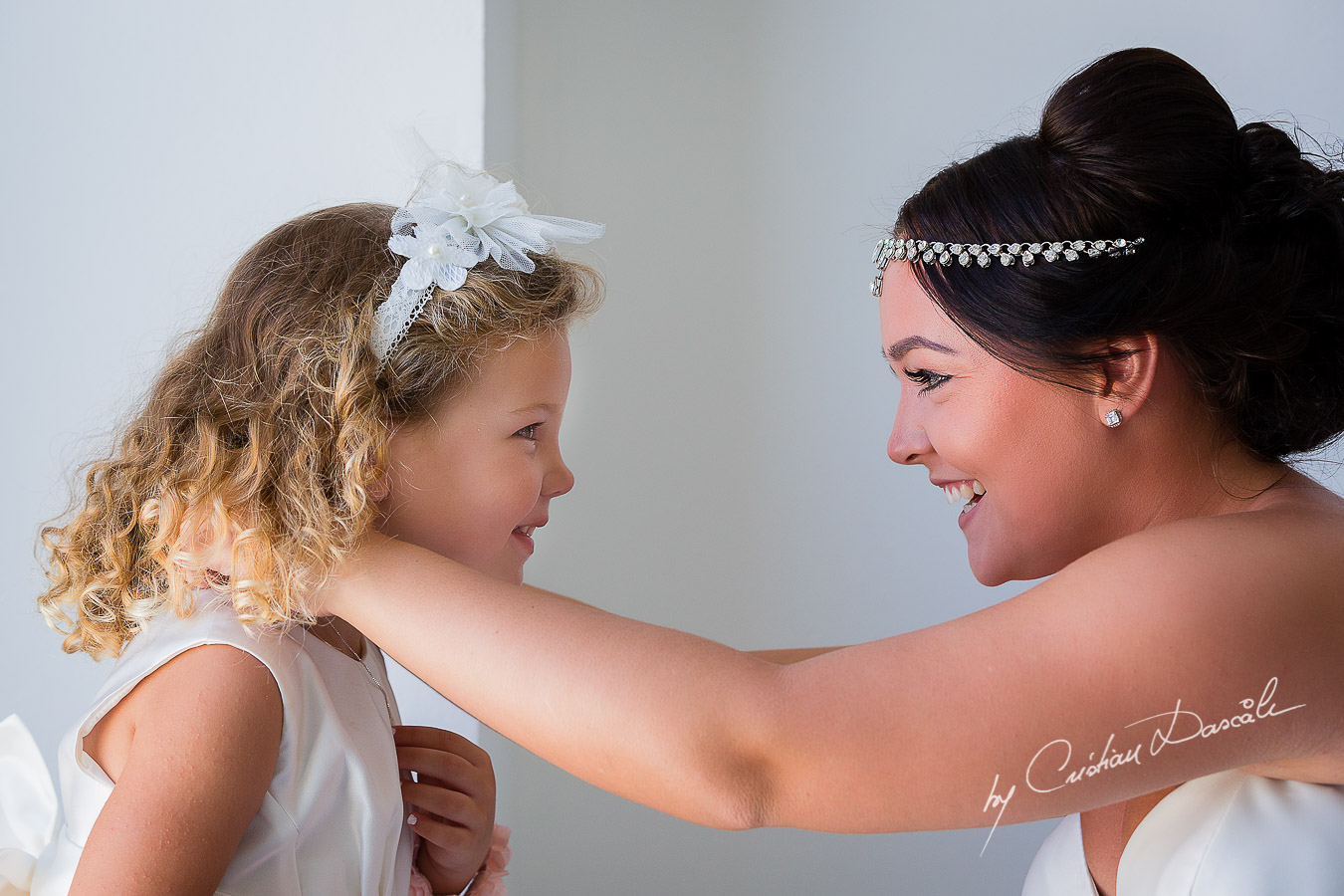 Beautiful bride Amy & her daughter Eva posing before her wedding ceremony at King Evelton Beach and Resort.
