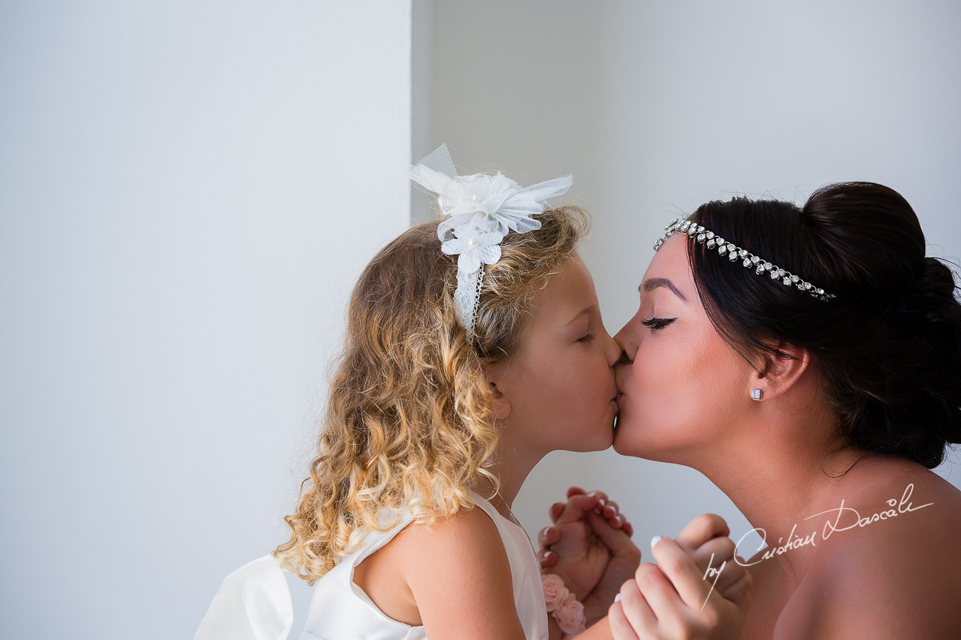 Beautiful bride Eva posing before her wedding ceremony at King Evelton Beach and Resort.