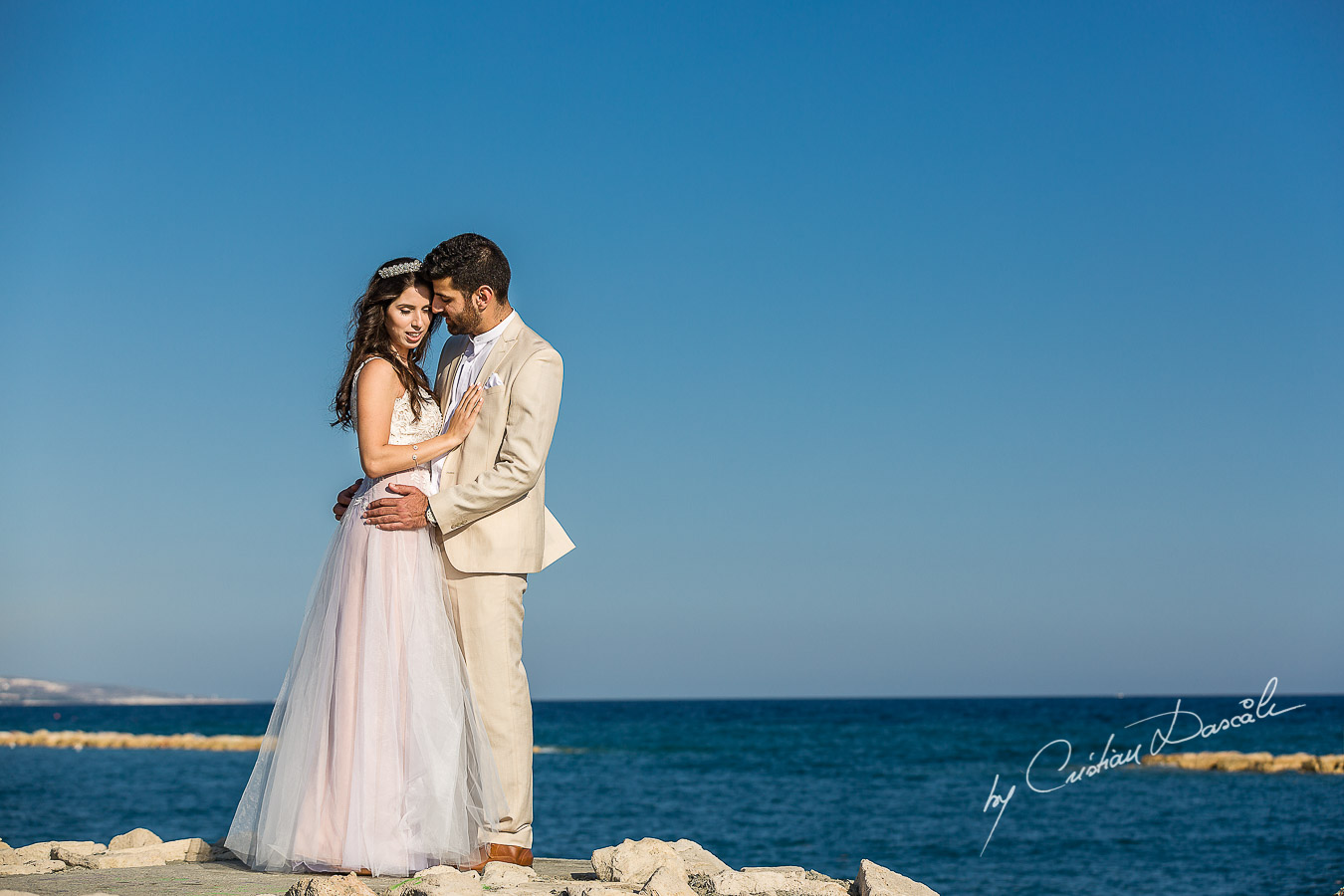 Emotional Wedding At Royal Apollonia Hotel. Photography by Cristian Dascalu.