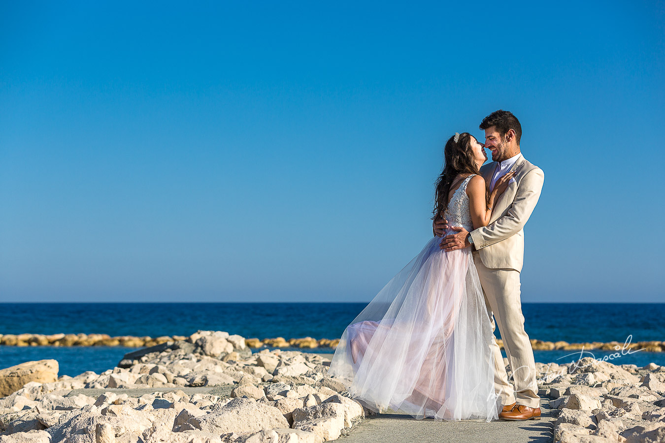 Emotional Wedding At Royal Apollonia Hotel. Photography by Cristian Dascalu.