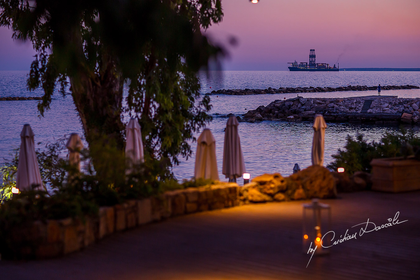 Emotional Wedding At Royal Apollonia Hotel. Photography by Cristian Dascalu.