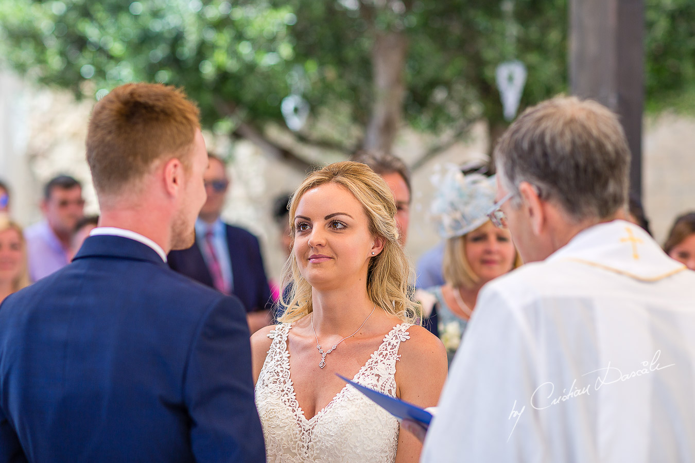 Beautiful wedding ceremony moments at Aphrodite Hills Resort in Cyprus, captured by photographer Cristian Dascalu.