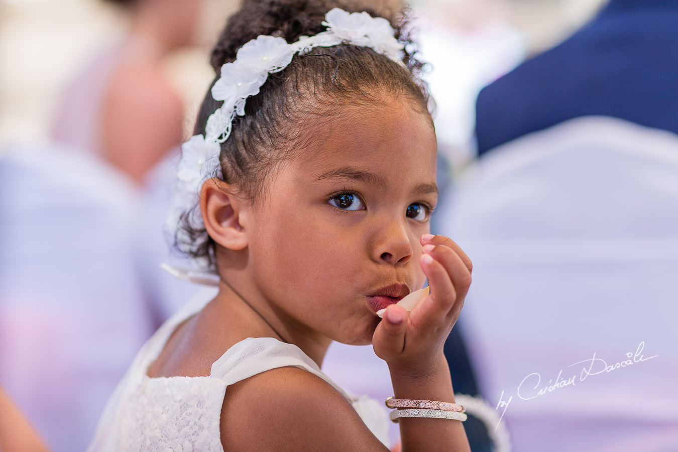 Beautiful wedding ceremony moments at Aphrodite Hills Resort in Cyprus, captured by photographer Cristian Dascalu.