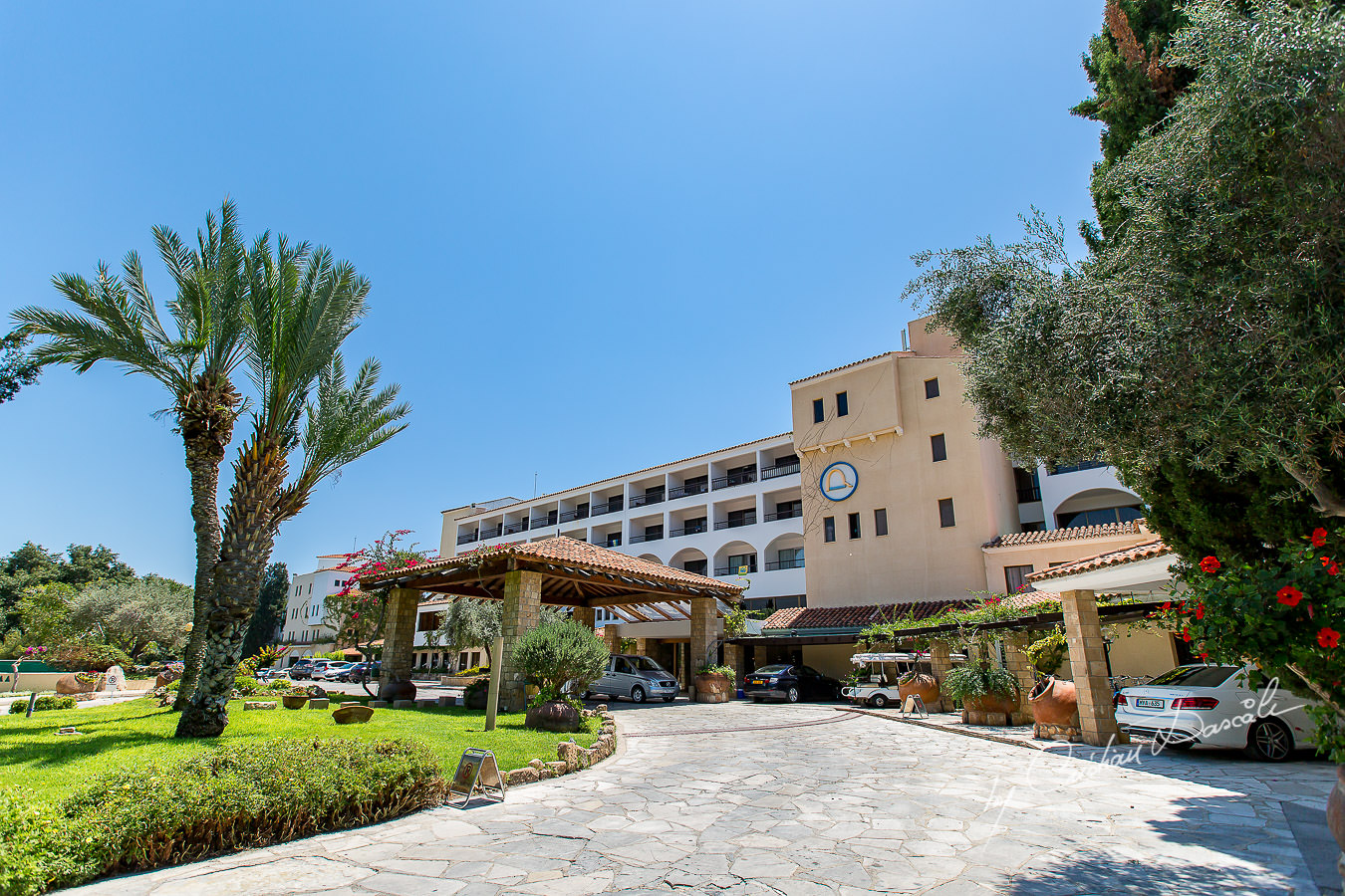 Emotional Wedding at Coral Beach Hotel & Resort. Photography by Cyprus Photographer Cristian Dascalu