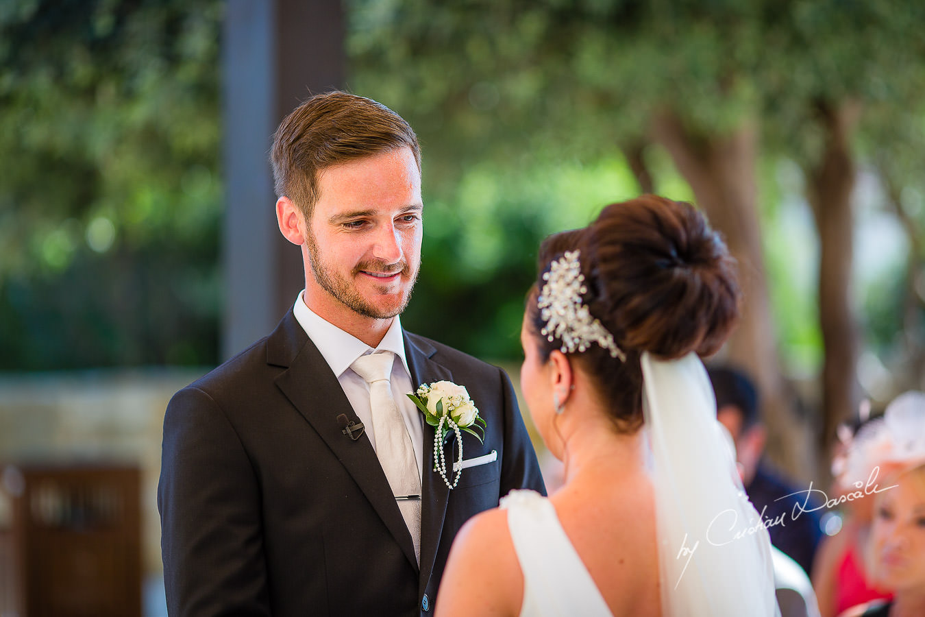 Beautiful moments captured by Cristian Dascalu during an elegant Aphrodite Hills Wedding in Cyprus.