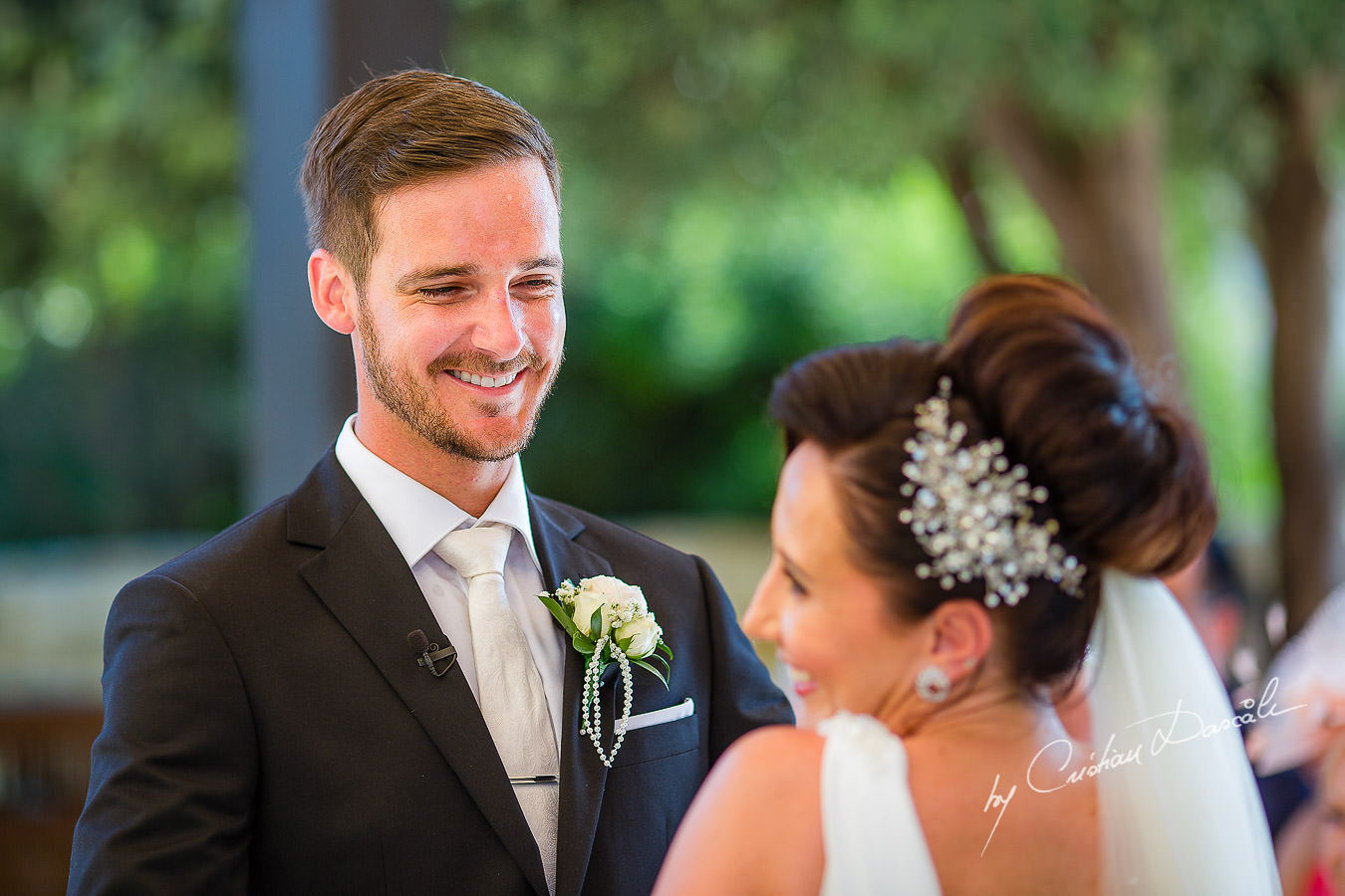 Beautiful wedding moments captured by Cristian Dascalu during an elegant Aphrodite Hills Wedding in Cyprus.