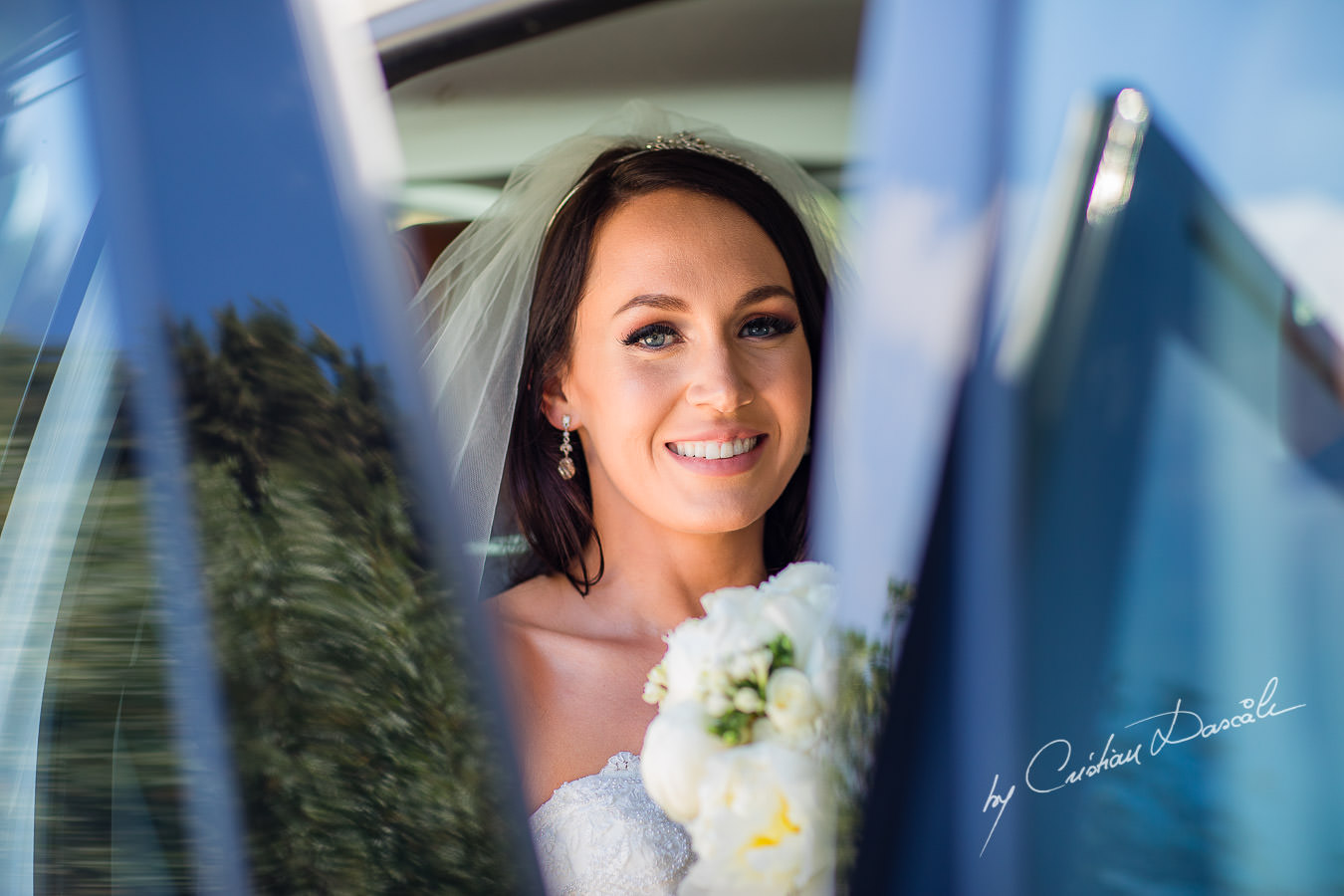 Beautiful moments captured during an Elegant Minthis Hills Wedding, in Paphos, Cyprus.