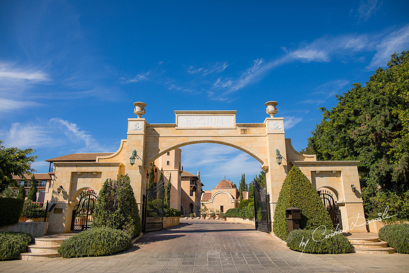 A Stylish Wedding at the Elysium Hotel captured by Cyprus Wedding Photographer Cristian Dascalu.