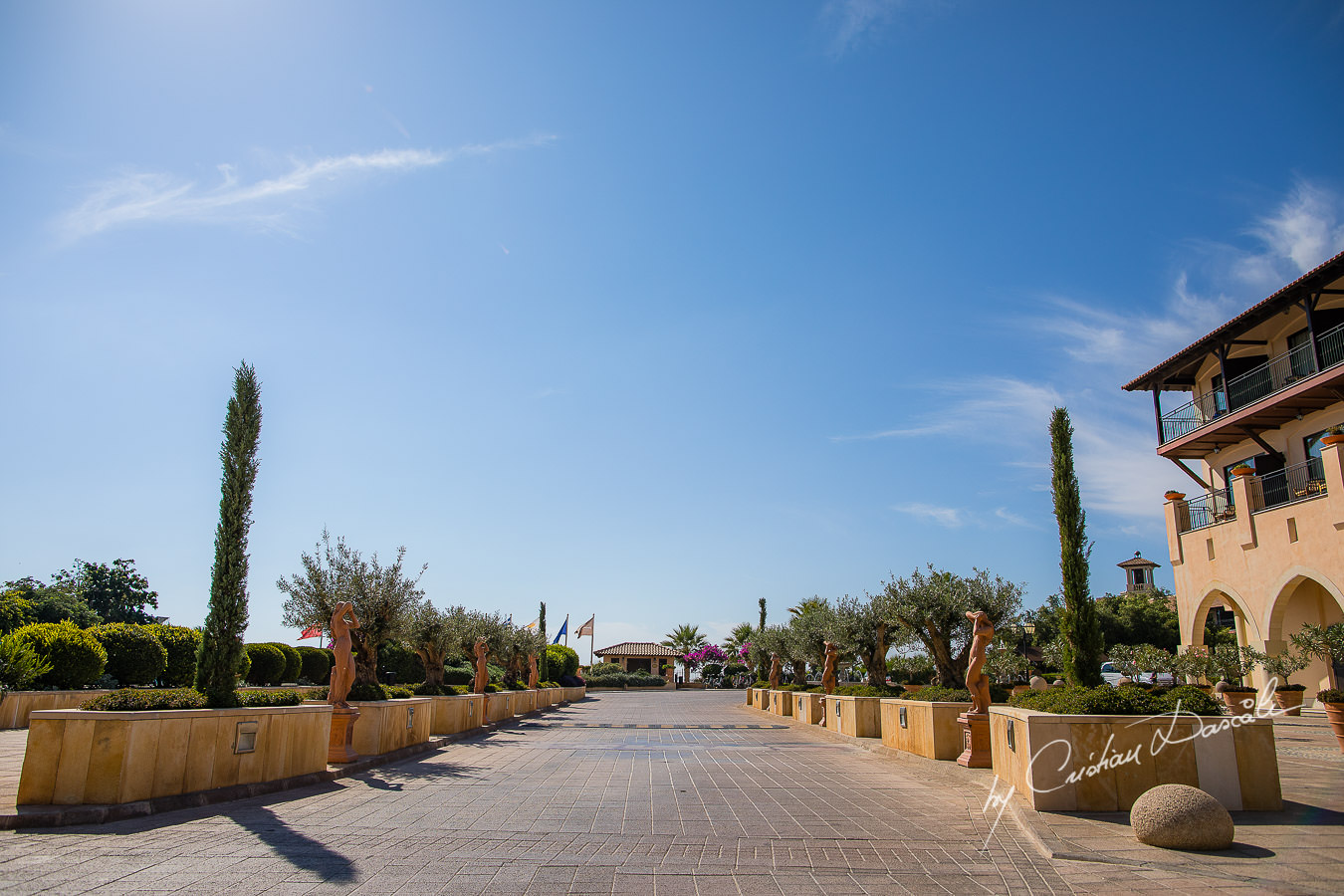 A Stylish Wedding at the Elysium Hotel captured by Cyprus Wedding Photographer Cristian Dascalu.