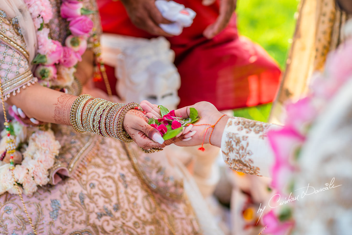 Bookmark These 40+ Fun & Candid Haldi Photoshoot Poses for Bride, Groom,  Friends & Family